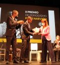 Javier Ruiz, jefe de Economía de la Cadena SER, recoge en Alcañiz el II Premio  Pilar Narvión y alerta sobre el crecimiento del “negocio de la mentira”