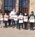 La Diputación de Teruel inicia el reparto en los colegios del calendario 'Pioneras'