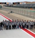 Los futuros ingenieros de carreras practican en las instalaciones del circuito de Motorland