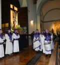 La lluvia obliga a celebrar el Vía Crucis del Cristo del Amor en la iglesia de San Andrés en Teruel