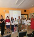 Cinco alumnas de La Fuenfresca logran  el segundo premio  en Consumópolis