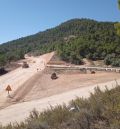 La última voladura en las obras de la carretera de Torrevelilla a Cañada será este mes