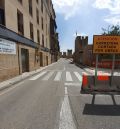 El avance de las obras de emergencia en Pui Pinos corta el tráfico en Muro de Santiago