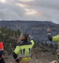El incendio evoluciona favorablemente en la zona de Teruel al girar el viento hacia el oeste y el fuego ocupa una extensión de unas 2.000 hectáreas