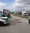 Los bomberos tienen que excarcelar a dos víctimas de sendos accidentes de tráfico en Alcañiz y Caminreal