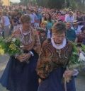 Participativa y colorida ofrenda a la Virgen de Pueyos en el día grande de Alcañiz