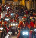 Las motos suenan en Teruel a villancicos y los papanoeles corren disparados por las calles de la ciudad