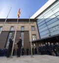 La Policía Nacional de Teruel se suma a los izados de banderas y reafirma su compromiso social