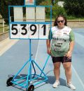 Elena Sanz roza los 54 metros y establece récord aragonés
