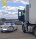 La Guardia Civil de Teruel formula 34 denuncias a conductores en un dispositivo de control del transporte realizado en la autovía A-23, término municipal de Villafranca del Campo