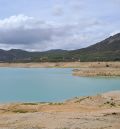 La toma de agua flotante a reparar en Cueva Foradada entrará en servicio el mes de enero