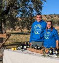 Javier Gracia y Marta Blesa, agricultores olivareros de Alloza: “La oliva royal sólo está en Alloza en todo el Bajo Aragón y por eso nuestro aceite es único”