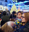 La Navidad arranca un año más en Teruel con el encendido  de luces en el Torico