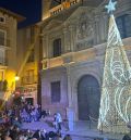 Miles de alcañizanos celebran el inicio de la Navidad con el tradicional encendido de luces