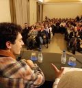 David Sancho llena el Museo de Teruel en la presentación de ‘Barbecho’