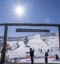 Javalambre inicia la temporada con sol y 7,5 kilómetros de nieve “estupenda”