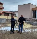 Albarracín habilita un aparcamiento para los centros educativos y la residencia de ancianos gracias al Plan de Obras y Servicios de la DPT