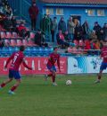 Diez de doce para propulsar al CD Teruel a la lucha por los ‘play-offs’ (1-0)