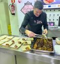 Los cocineros turolenses aprenden la forma de hacer un ternasco asado “excelente”