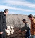 El asfalto junto a la muralla de Albarracín  se sustituirá por un pavimento “más urbano”