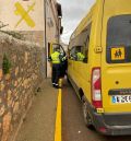 La Guardia Civil detecta en Alfambra a un conductor de transporte escolar que conducía bajo los efectos del alcohol y las drogas