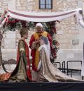 Isabel de Segura se casa con Don Pedro de Azagra en la plaza de la Catedral