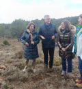 Manuel Blasco celebra el Día Internacional de los Bosques con una plantación de 400 ejemplares junto a escolares turolenses