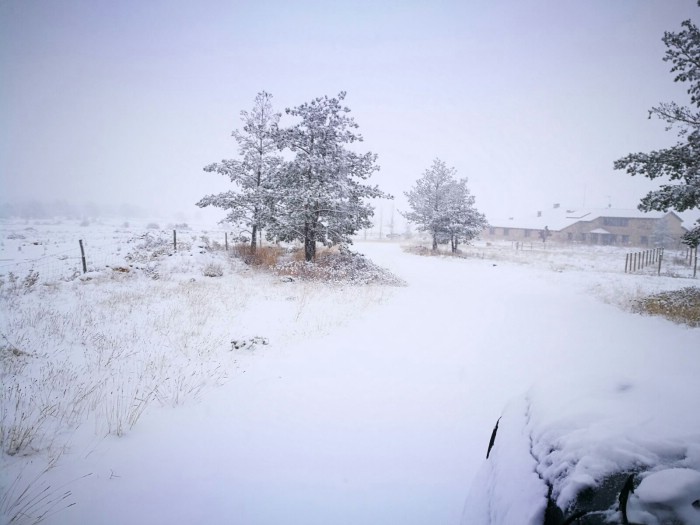 Acumulación de nieve en Mas de Cebrián, situado entre Puertomingalvo y Mosqueruela. Salvador Arenere