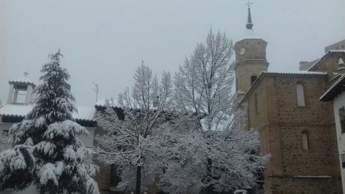 Alcalá de la Selva luce hoy una imagen de postal navideña. Sofía García Saura