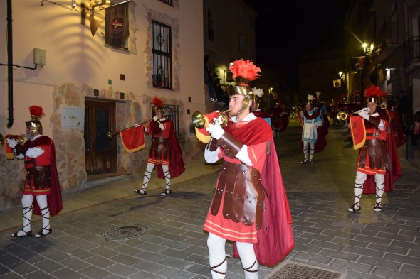 483_penitentes-procesion-del-santo-entierro.jpg