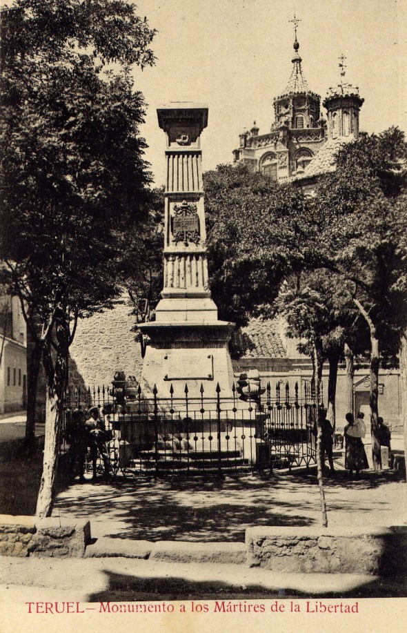 Tarjeta Postal. Monumento a los Mártires de la Libertad. Hacia 1920